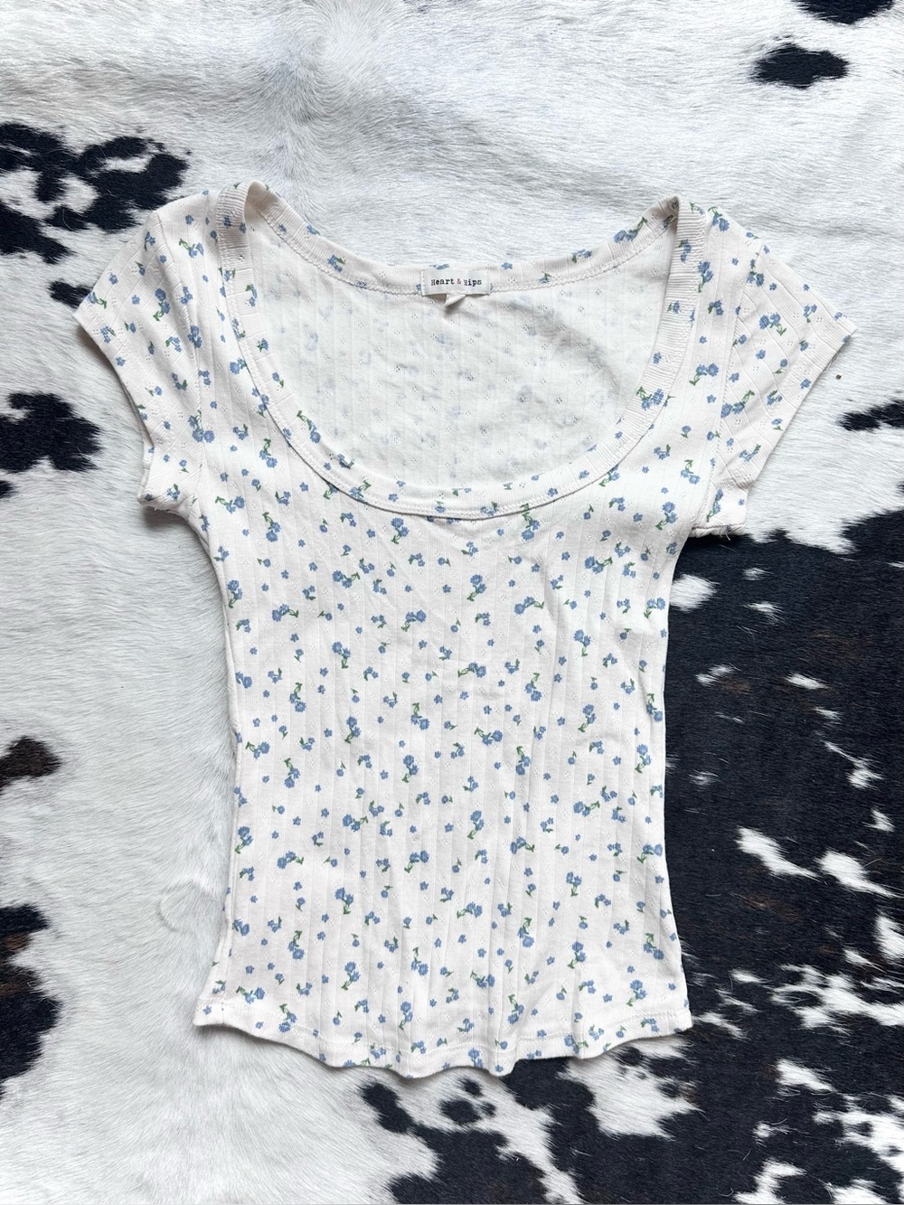100% Cotton Soft Scoop Neck Floral Baby Doll Tee Cream with Blue Floral